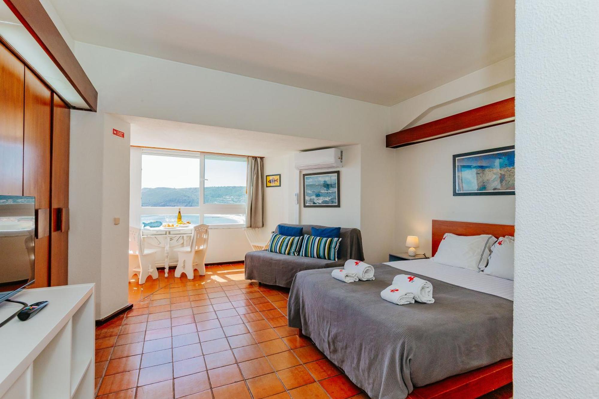 Rent4Rest - Sesimbra Ocean View Studio エクステリア 写真